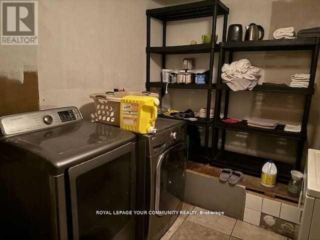 245b Gerrard Street E, Toronto, Ontario  M5A 2G1 - Photo 10 - C12087266