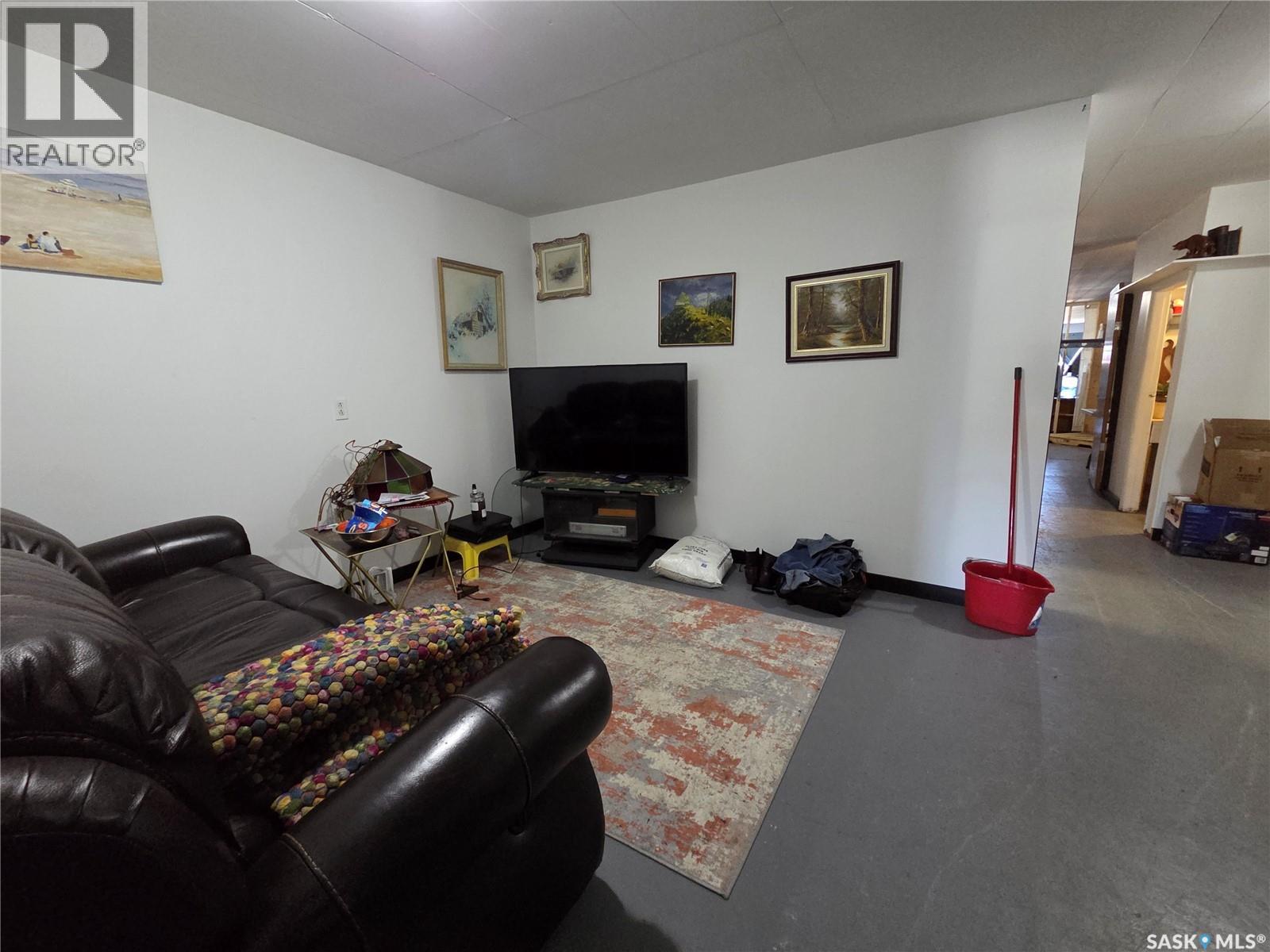 4803 Herald Street, Macklin, Saskatchewan  S0L 2C0 - Photo 18 - SK002932