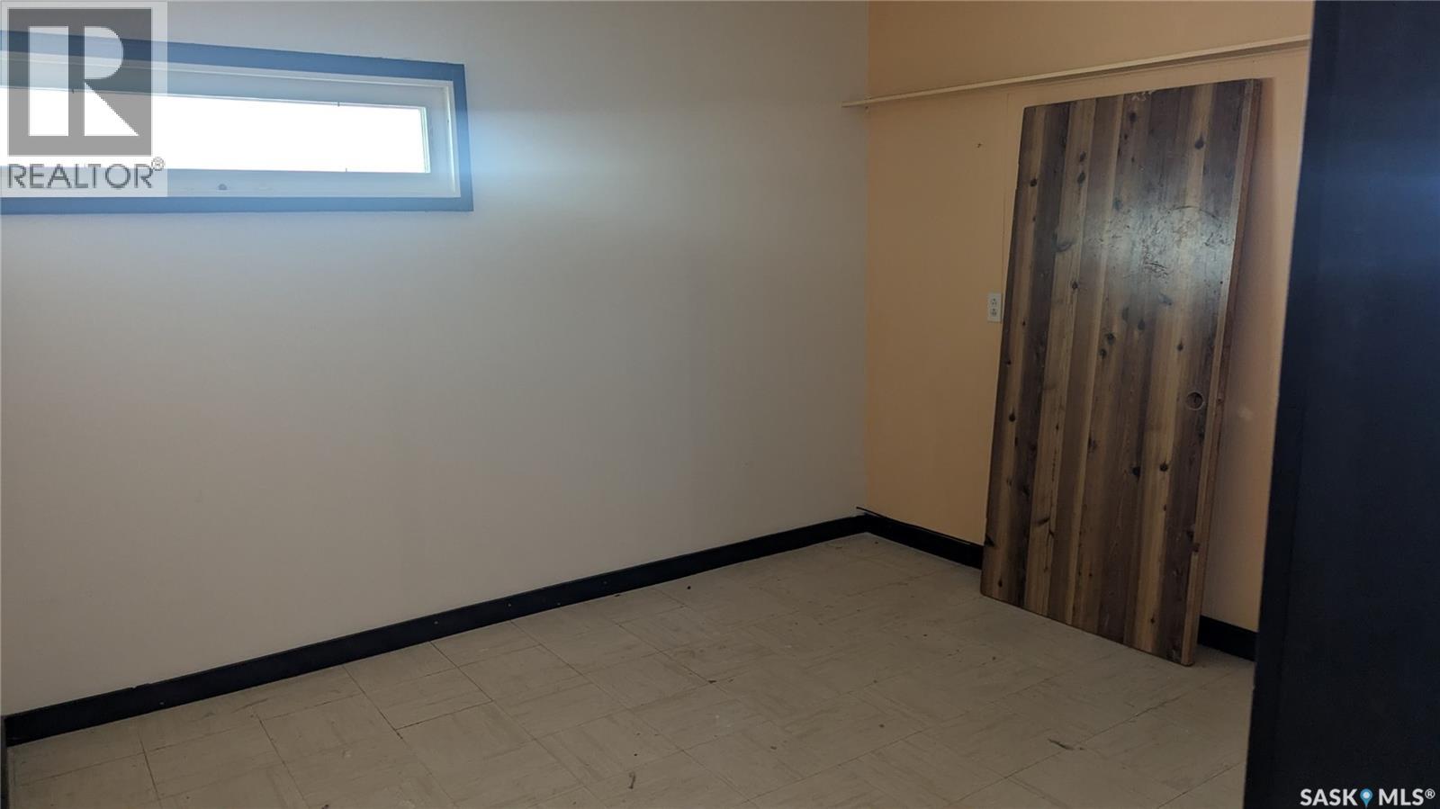 4803 Herald Street, Macklin, Saskatchewan  S0L 2C0 - Photo 21 - SK002932