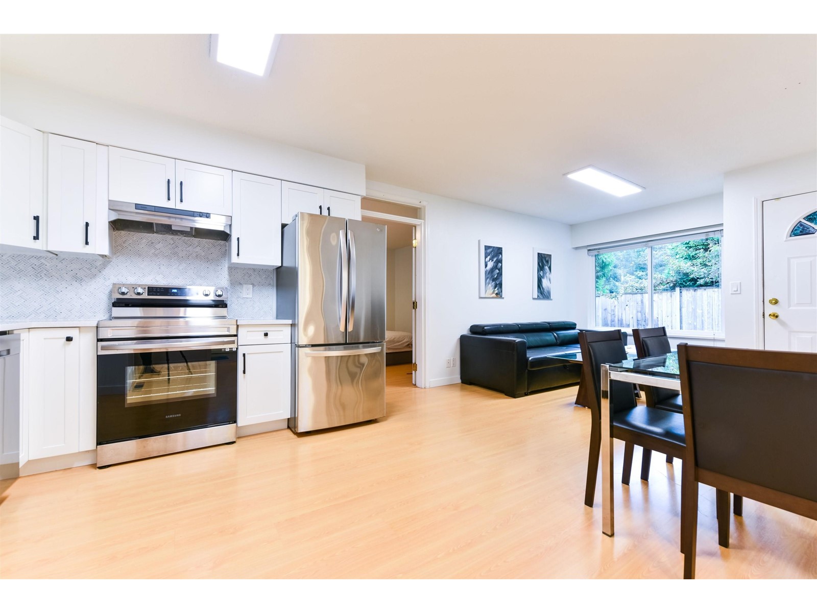1957 158a Street, Surrey, British Columbia  V4A 8G9 - Photo 4 - R2991177