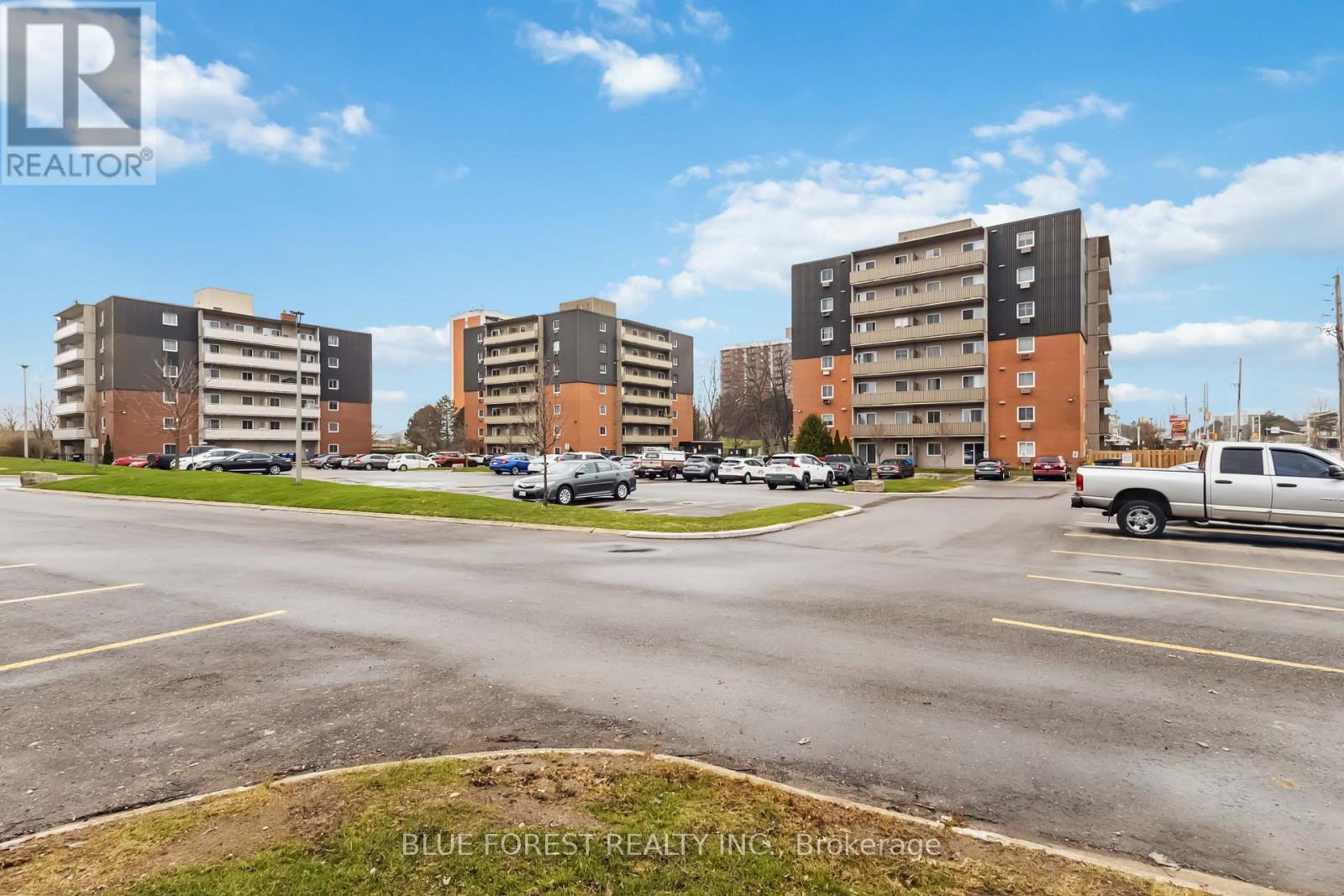 501 - 1100 Jalna Boulevard, London South, Ontario  N6E 2M2 - Photo 29 - X12087357