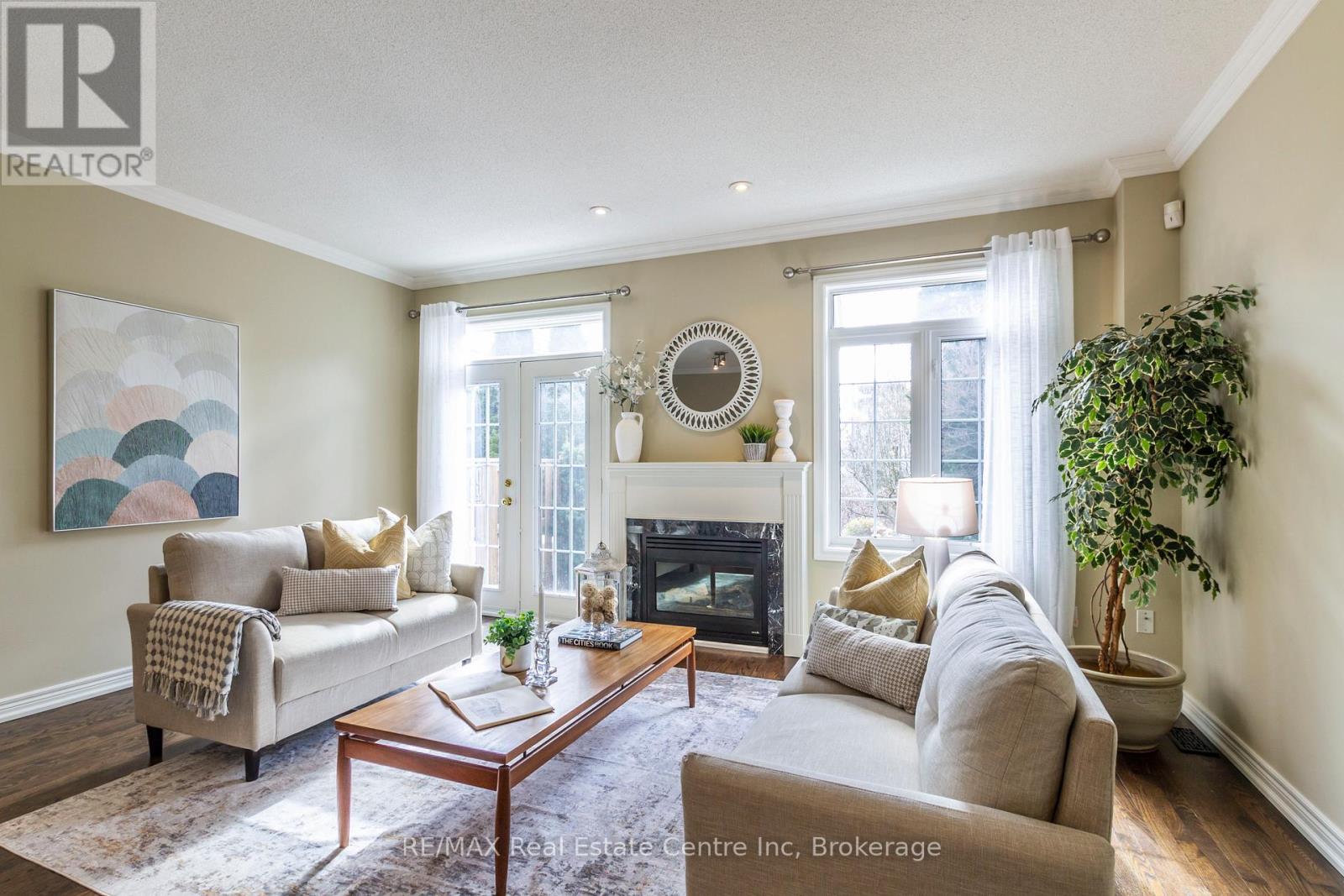 8 - 223 Rebecca Street, Oakville, Ontario  L6K 3Y2 - Photo 15 - W12087407