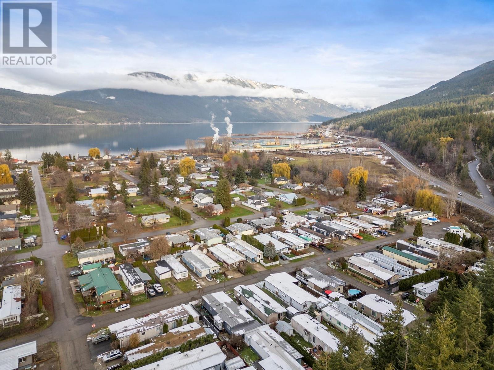 5251 69 Avenue, Canoe, British Columbia  V0E 1K0 - Photo 37 - 10343942