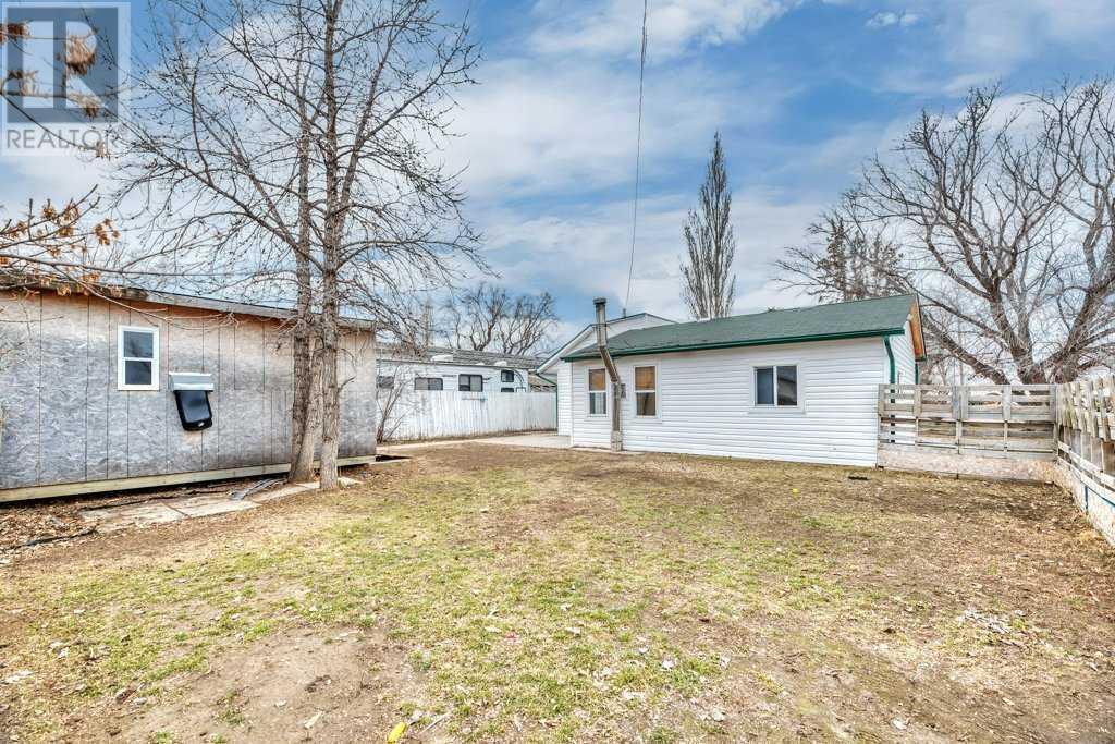 96 2 Avenue W, Tilley, Alberta  T0J 3K0 - Photo 31 - A2207751