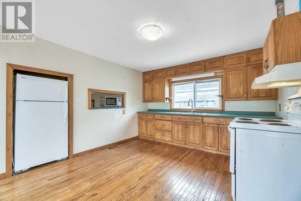 96 2 Avenue W, Tilley, Alberta  T0J 3K0 - Photo 9 - A2207751