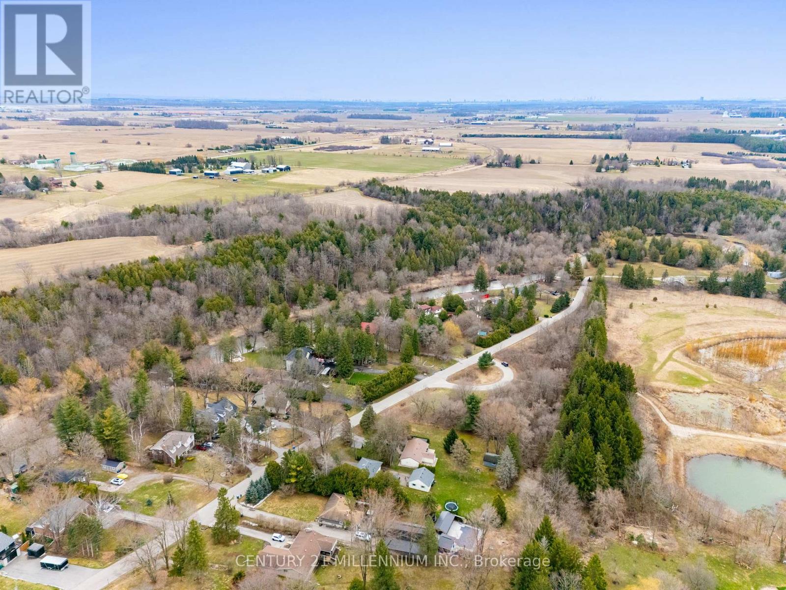 48 Credit Road, Caledon (Cheltenham), Ontario  L7C 3J1 - Photo 35 - W12087400