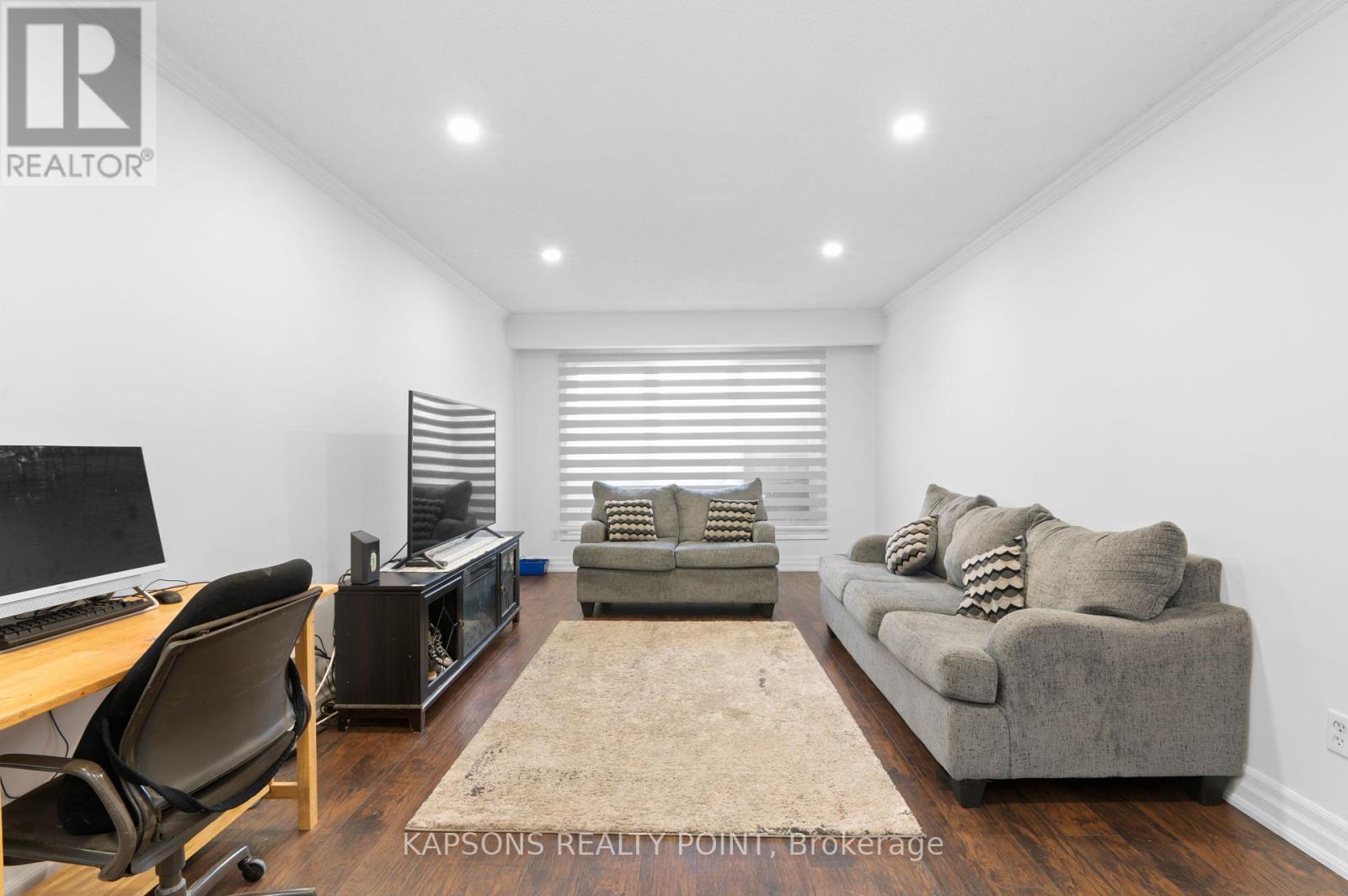 Property at 2498 MAINROYAL STREET image 5