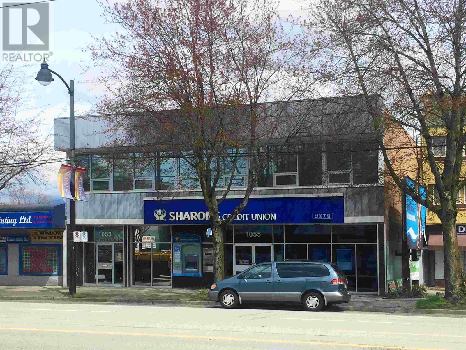 Property at 1055 KINGSWAY image 1