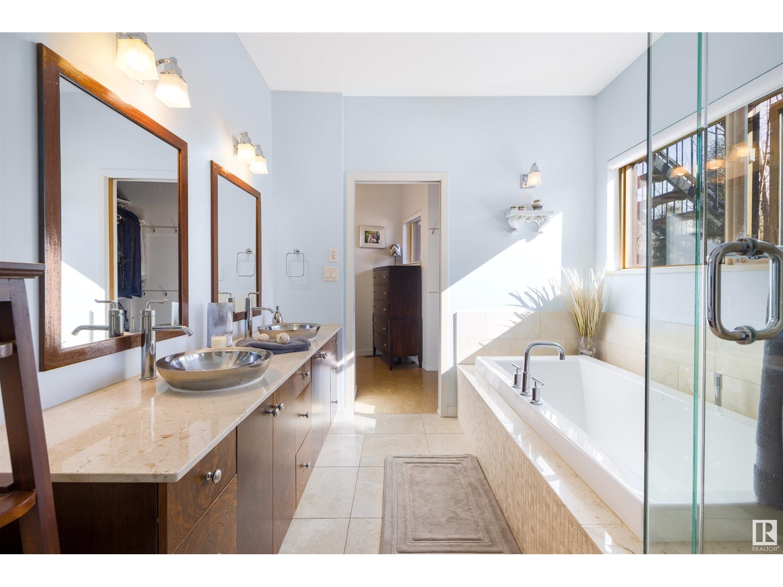 Property at 8711 99 AV NW image 1