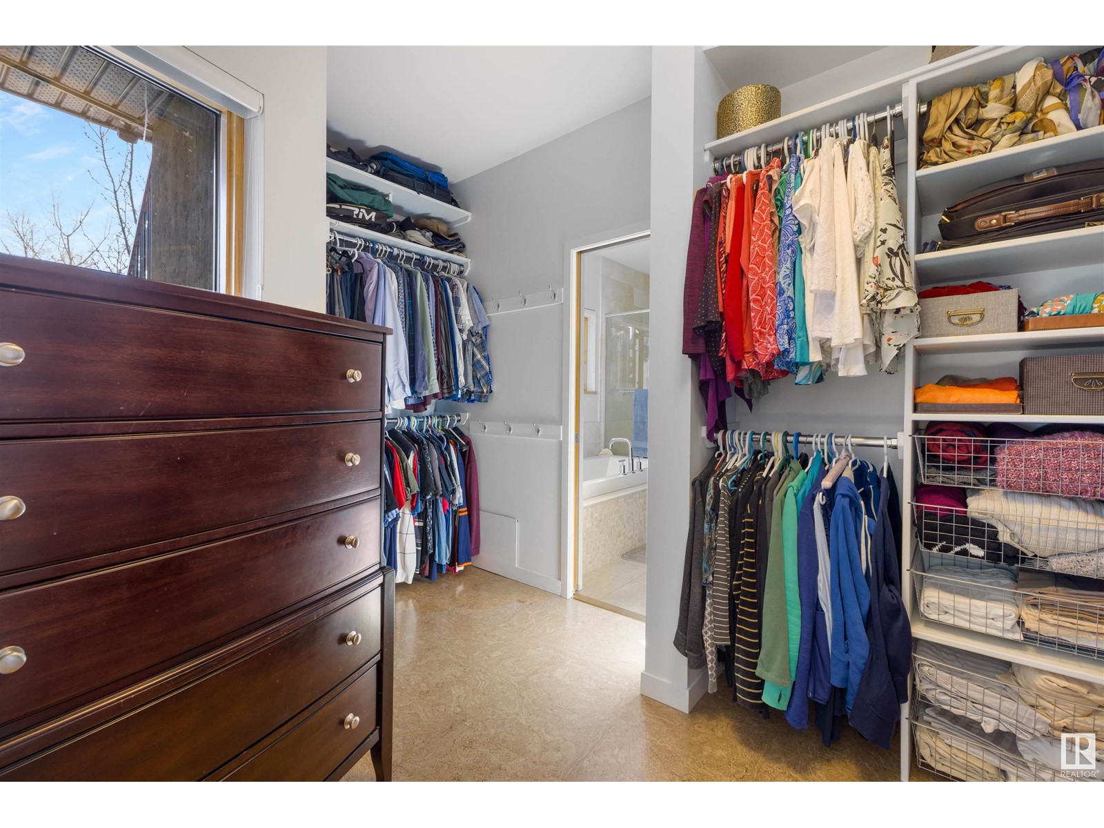 Property at 8711 99 AV NW image 3