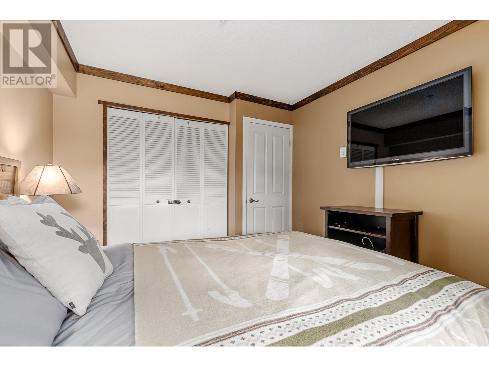 207 2050 Lake Placid Road, Whistler, British Columbia  V8E 0A8 - Photo 12 - R2991275