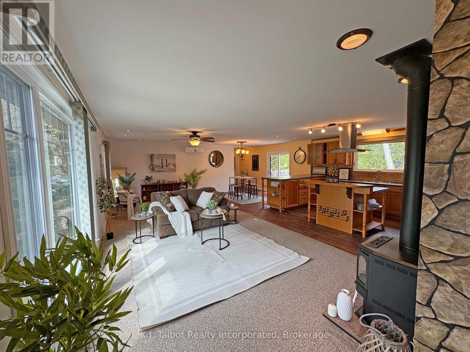 82092 Elm Street, Ashfield-Colborne-Wawanosh, Ontario  N7A 3Y2 - Photo 6 - X12087476