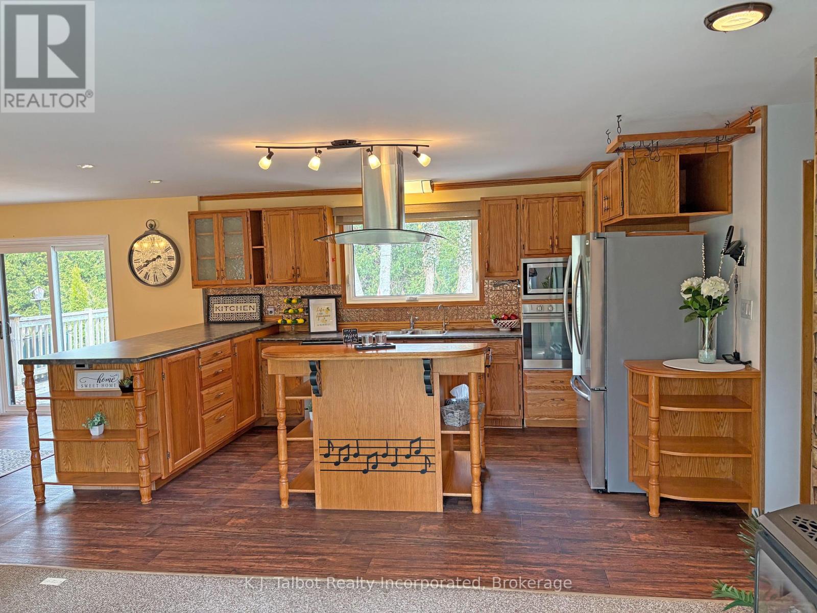 82092 Elm Street, Ashfield-Colborne-Wawanosh, Ontario  N7A 3Y2 - Photo 8 - X12087476
