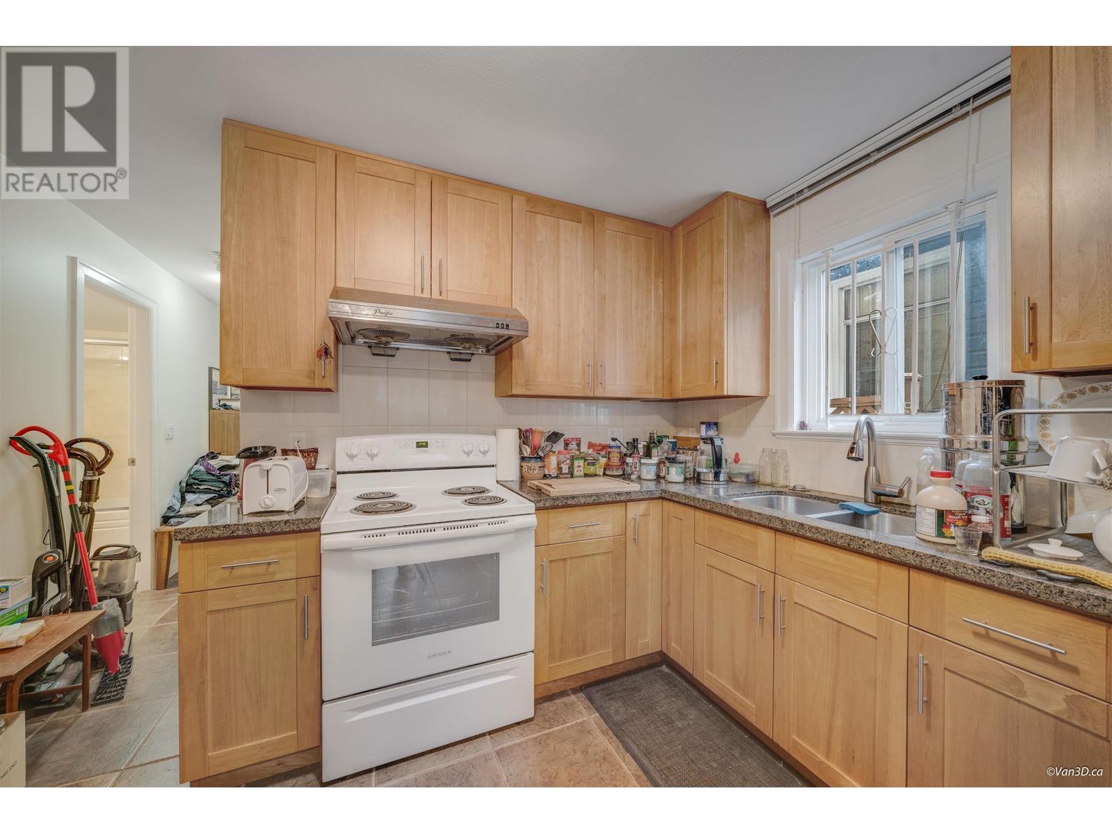 3576 E Georgia Street, Vancouver, British Columbia  V5K 2L8 - Photo 31 - R2991263