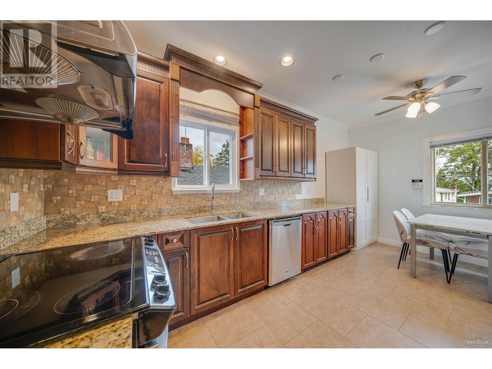 3576 E Georgia Street, Vancouver, British Columbia  V5K 2L8 - Photo 9 - R2991263