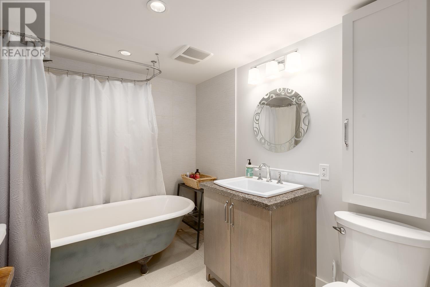 4208 W 13th Avenue, Vancouver, British Columbia  V6R 2T8 - Photo 26 - R2991311