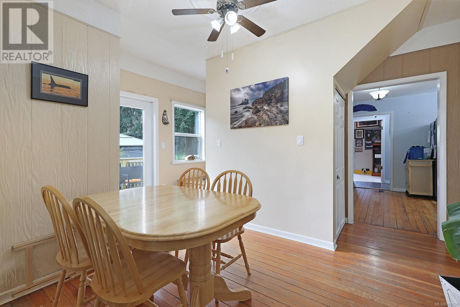 Property at 2612 Penrith Ave image 5