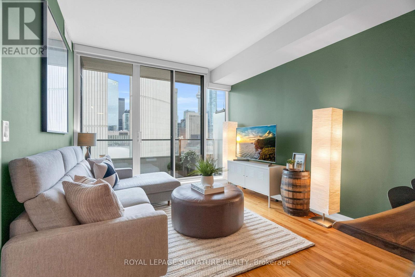 1208 - 111 ELIZABETH STREET, Toronto, Ontario