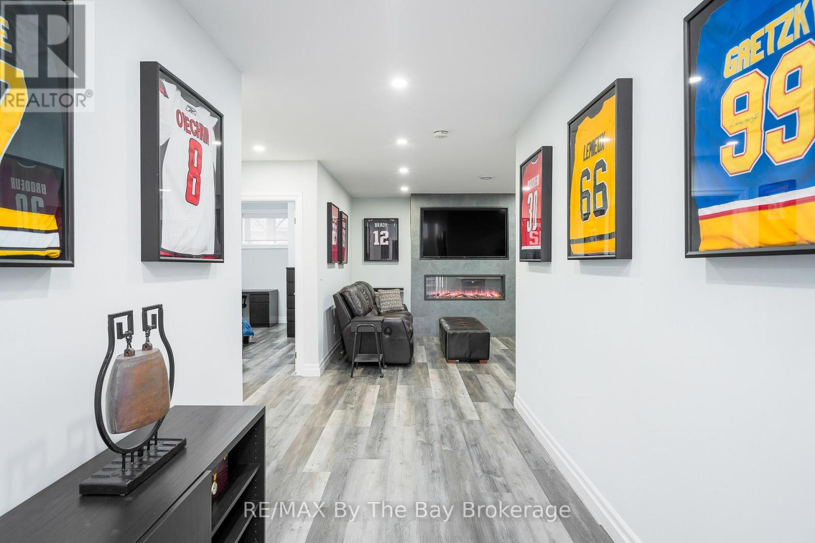 28 Cristiano Avenue, Wasaga Beach, Ontario  L9Z 0H2 - Photo 28 - S12082799