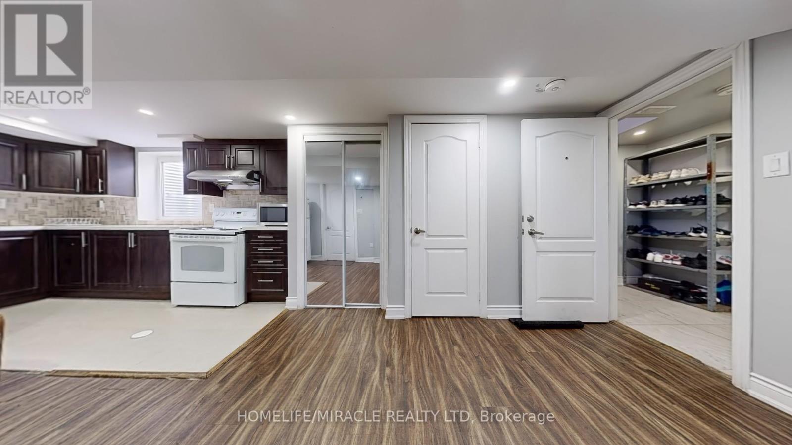 20 Earnscliffe Circle, Brampton, Ontario  L6T 2B2 - Photo 23 - W12087466