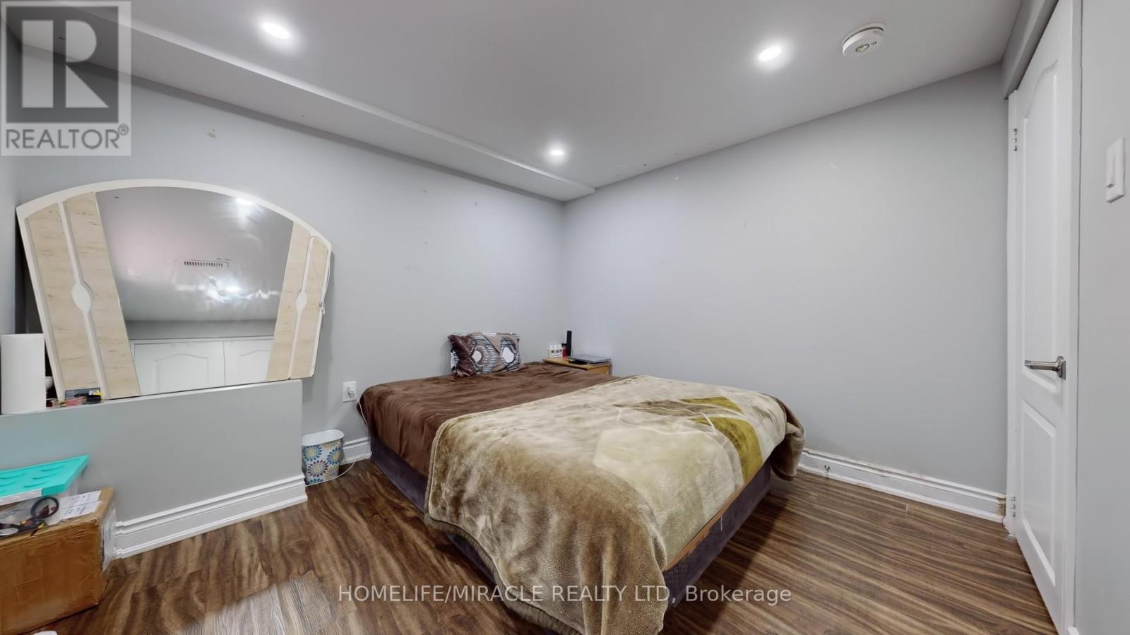 20 Earnscliffe Circle, Brampton, Ontario  L6T 2B2 - Photo 25 - W12087466