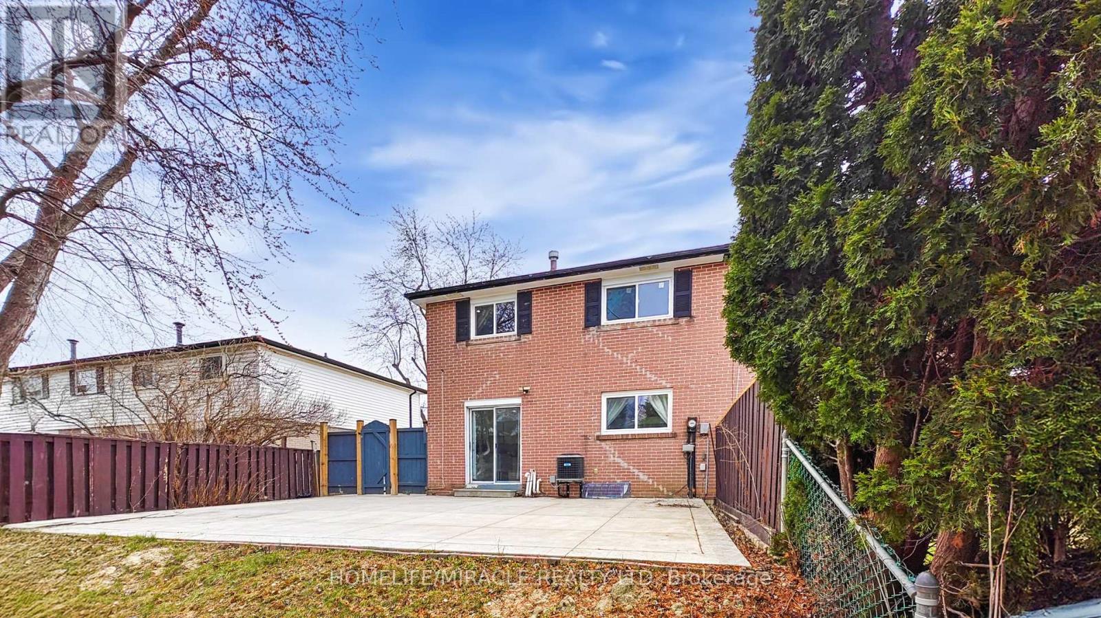 20 Earnscliffe Circle, Brampton, Ontario  L6T 2B2 - Photo 29 - W12087466