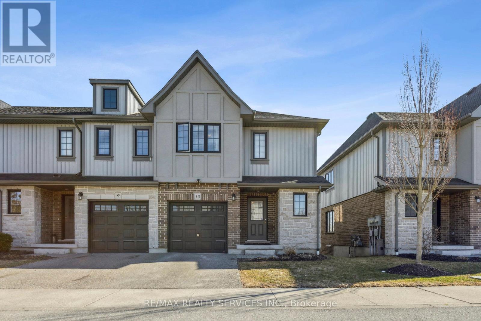Property at 10 - 625 BLACKBRIDGE ROAD image 1