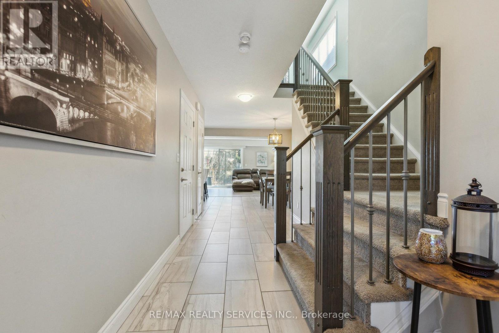 Property at 10 - 625 BLACKBRIDGE ROAD image 3