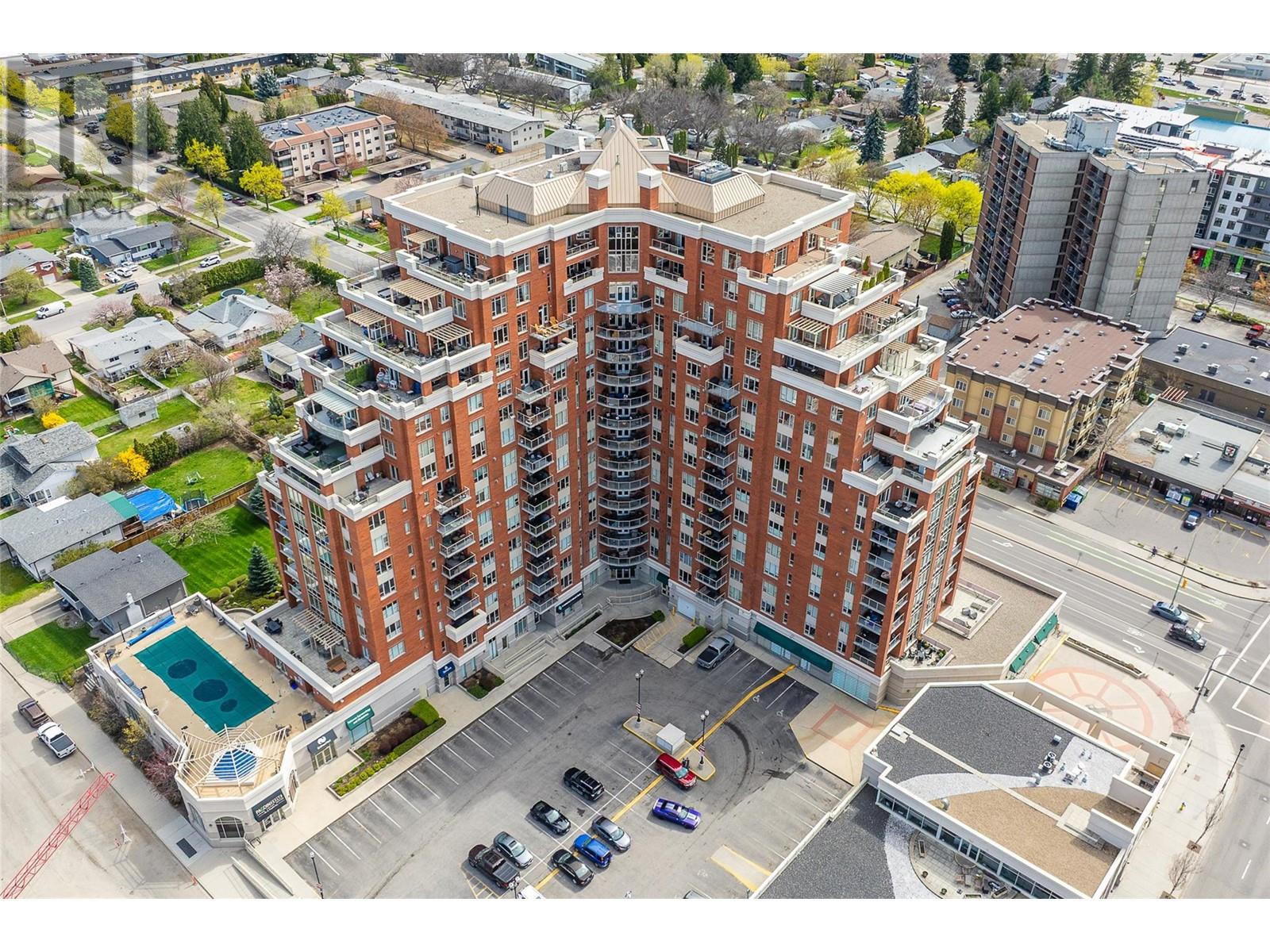 1160 Bernard Avenue Unit# 903, Kelowna, British Columbia