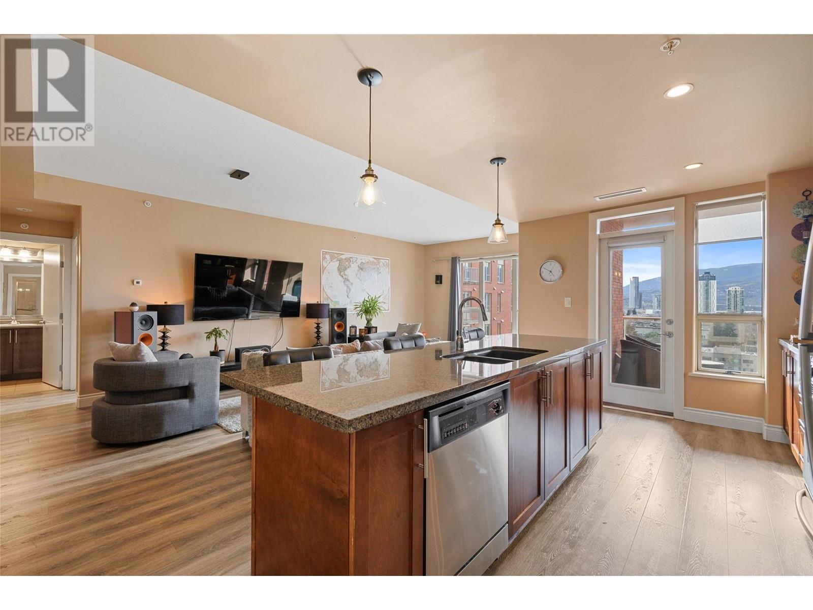 Property at 1160 Bernard Avenue Unit# 903 image 5