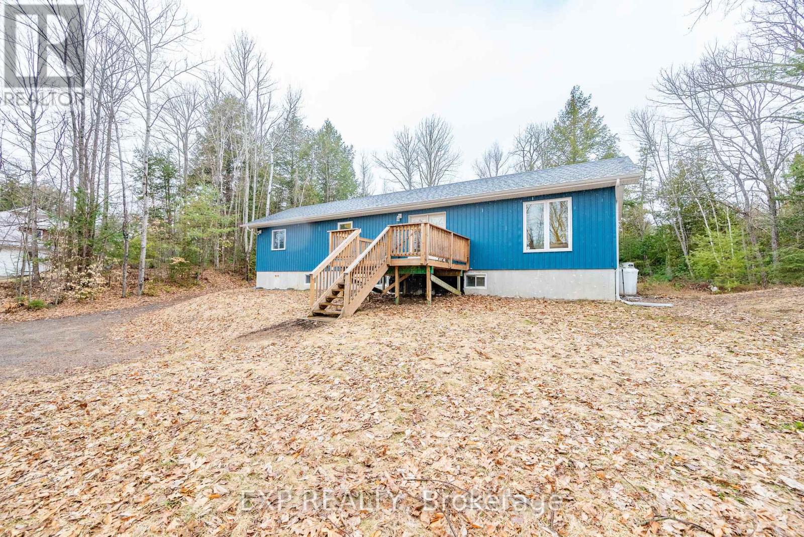 4190 Calabogie Road, Greater Madawaska, Ontario  K0J 1H0 - Photo 2 - X12087527
