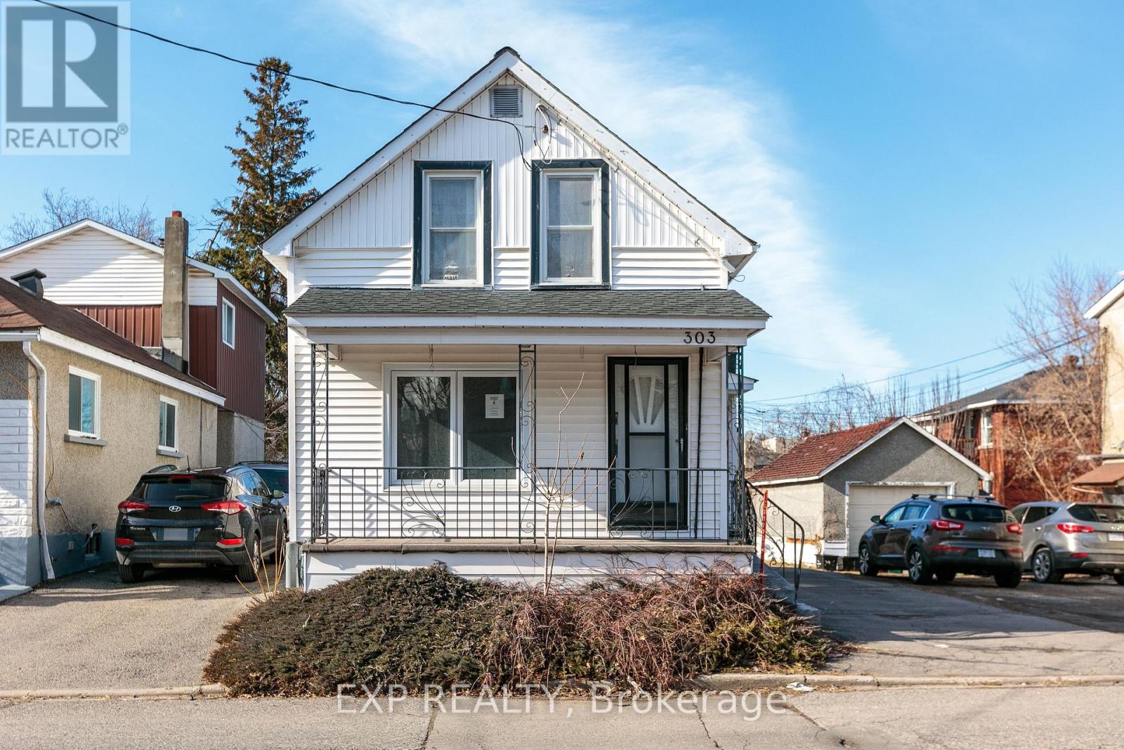303 Shakespeare Street, Ottawa, Ontario  K1L 5M3 - Photo 2 - X12087511