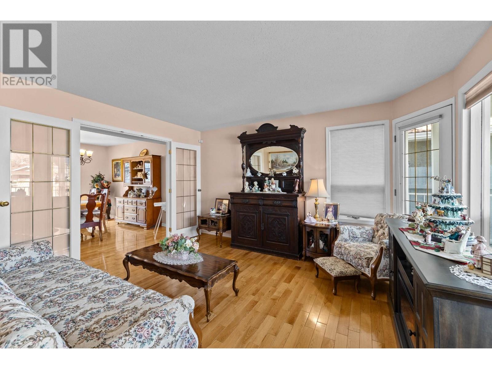 Property at 876 NICOLANI Drive image 2