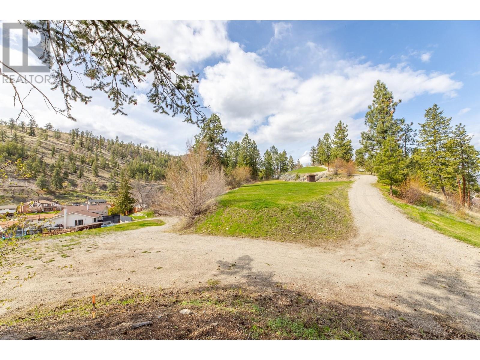12600 Blagborne Avenue, Summerland, British Columbia  V0H 1Z8 - Photo 17 - 10343960
