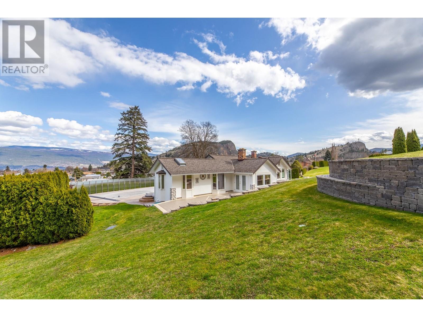 12600 Blagborne Avenue, Summerland, British Columbia  V0H 1Z8 - Photo 25 - 10343960