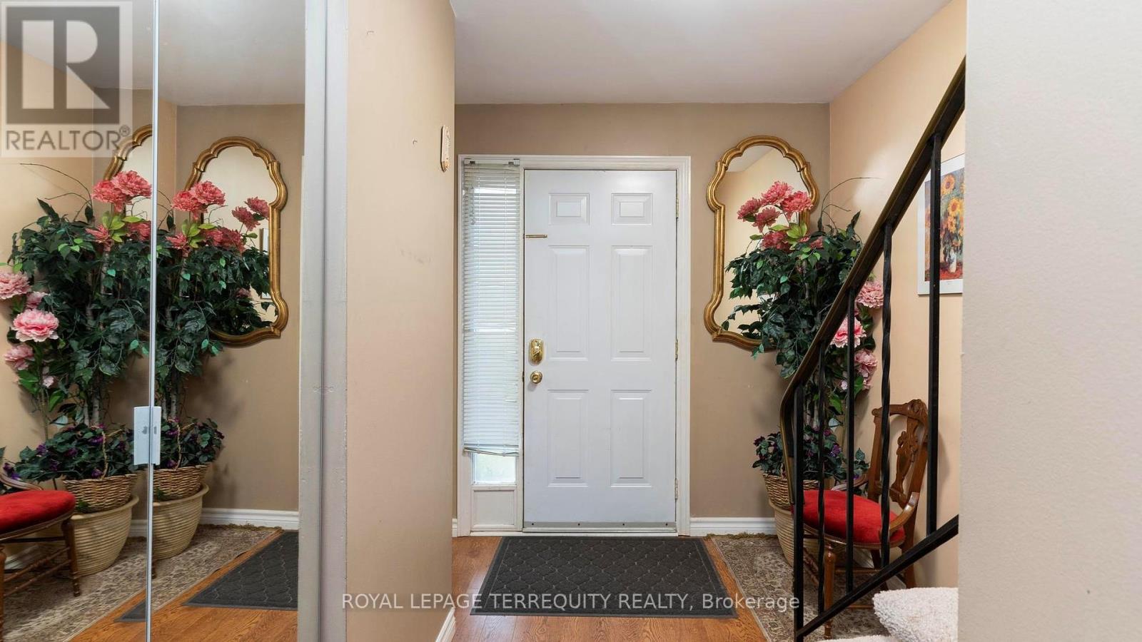 Photo 7 of 20 for 183 Millbank Drive