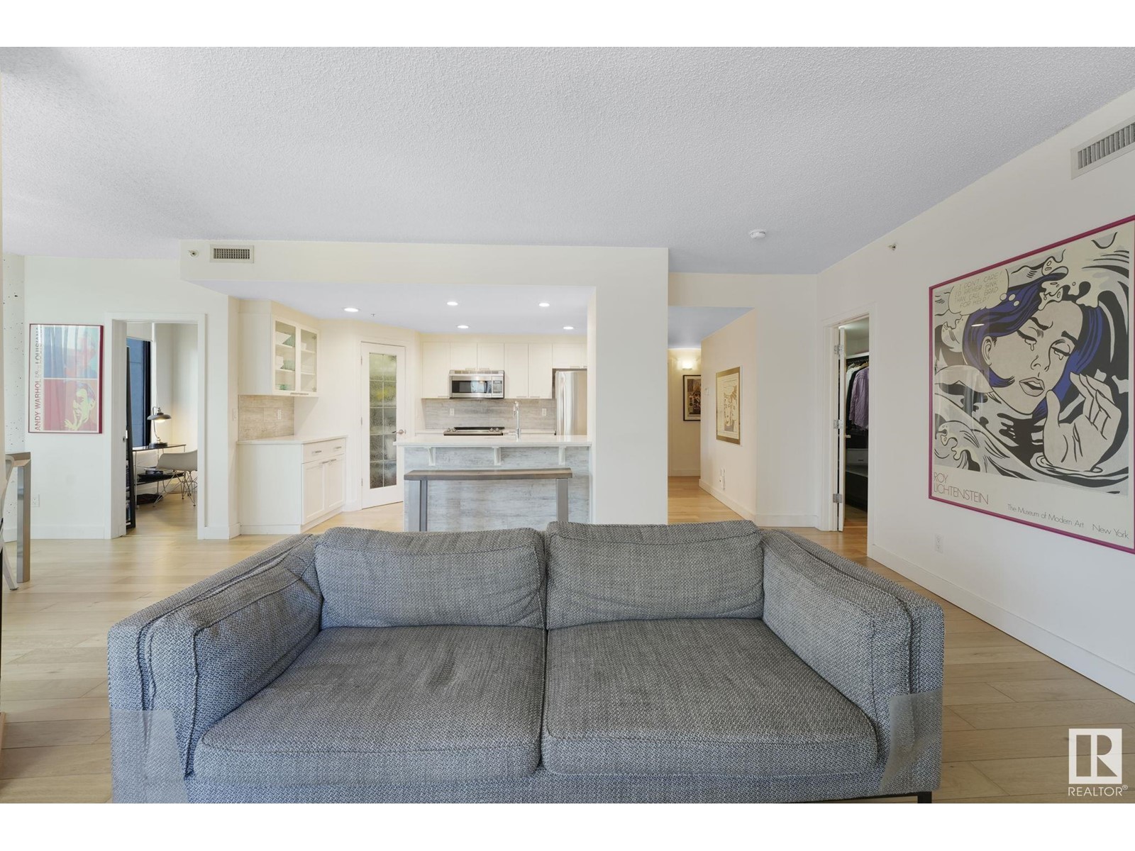 #601 10028 119 St Nw, Edmonton, Alberta  T5K 1Y8 - Photo 11 - E4431202