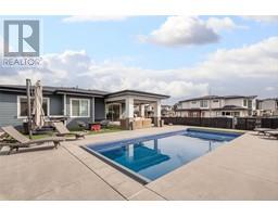 1235 Ponds Avenue, kelowna, British Columbia