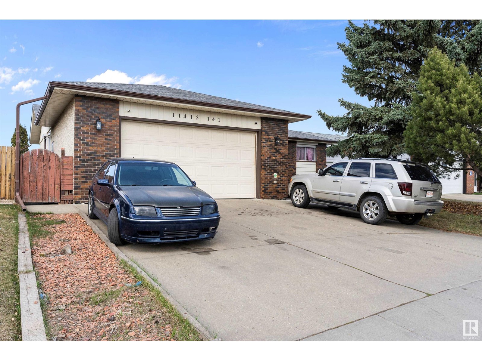 Property at 11412 141 AV NW image 2