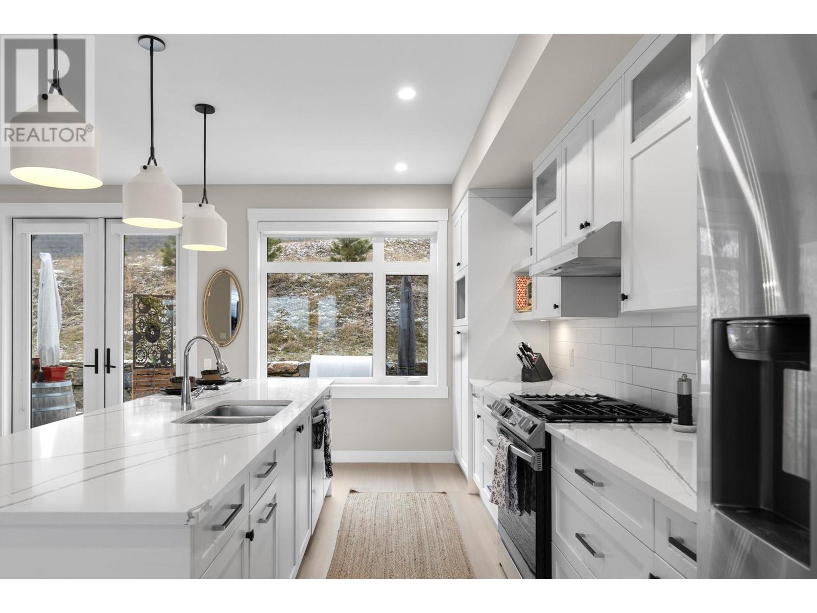 Property at 3220 Hilltown Drive Unit# 6 image 3