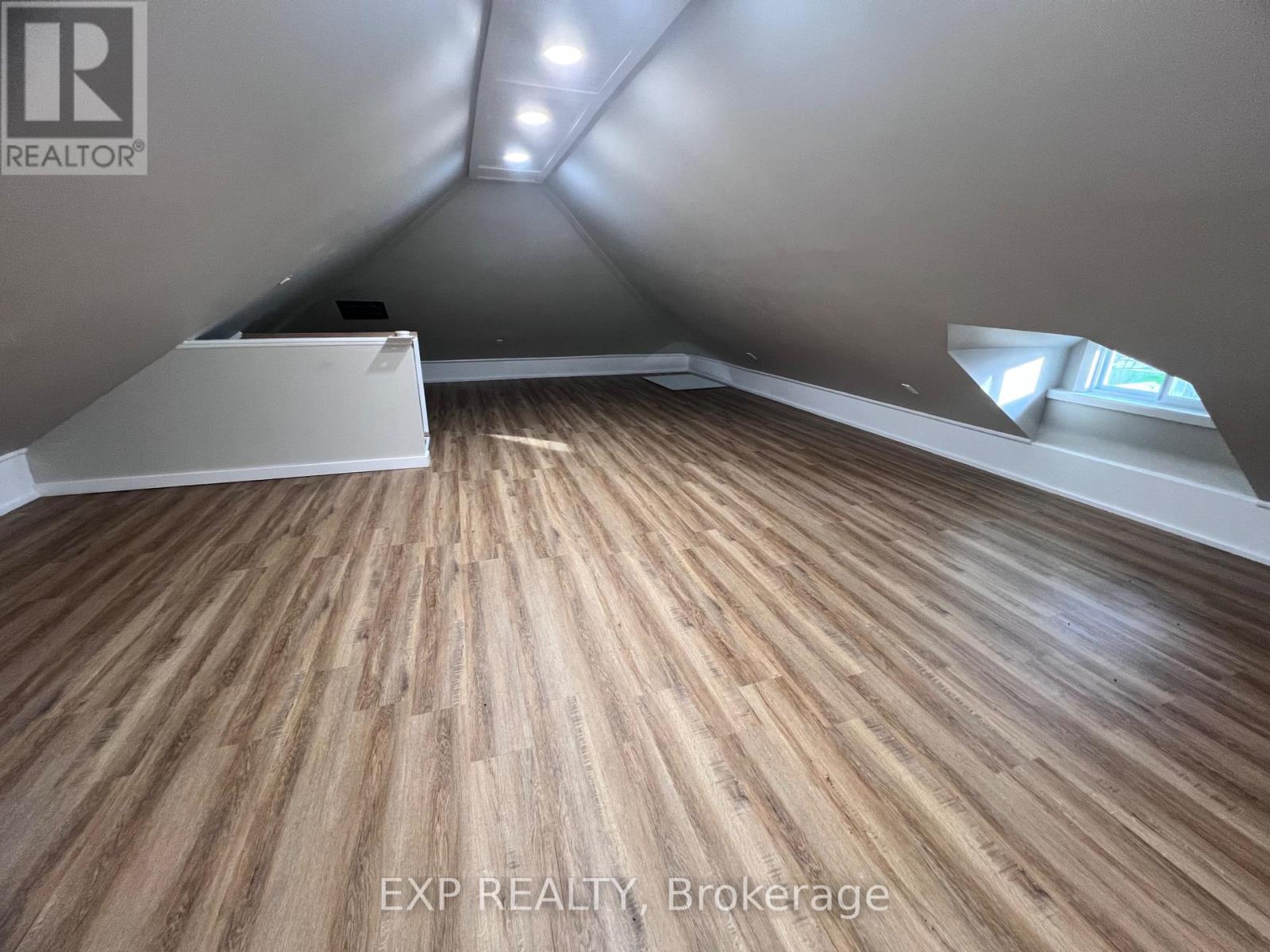 B - 3 Bergin Street E, North Stormont, Ontario  K0C 1K0 - Photo 12 - X12087638