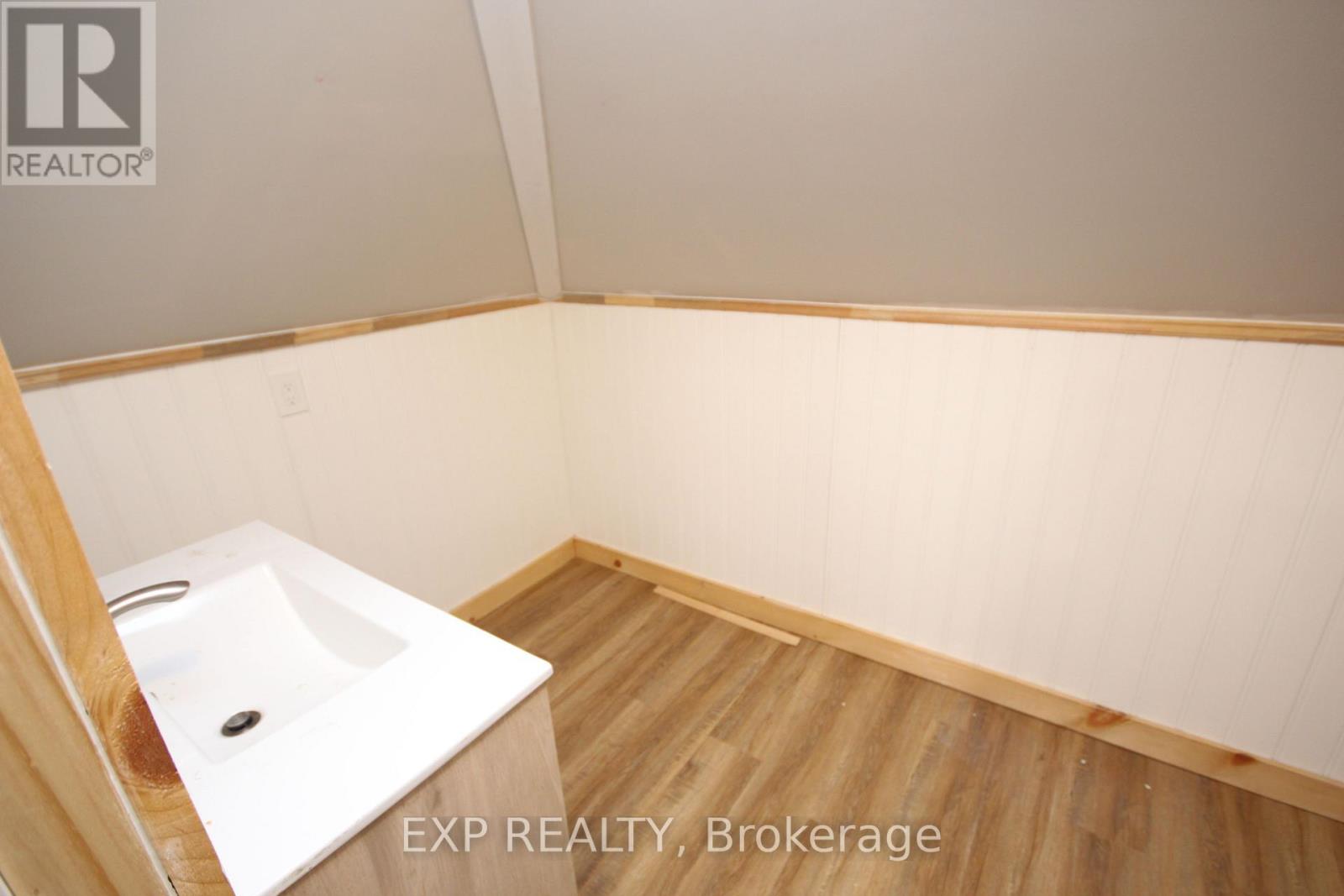 B - 3 Bergin Street E, North Stormont, Ontario  K0C 1K0 - Photo 15 - X12087638
