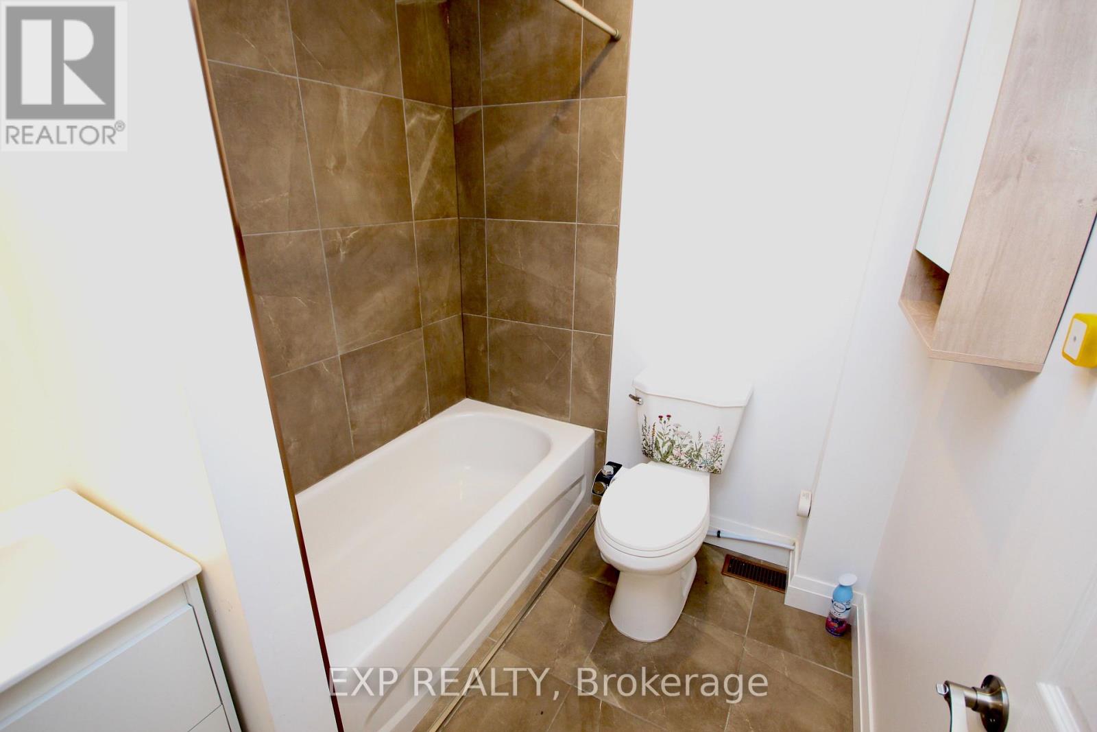 B - 3 Bergin Street E, North Stormont, Ontario  K0C 1K0 - Photo 5 - X12087638