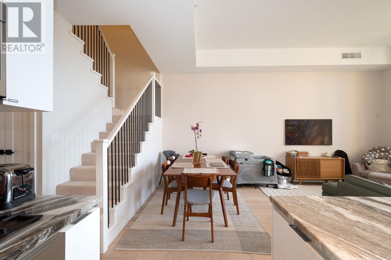 2063 W 10th Avenue, Vancouver, British Columbia  V6J 0H1 - Photo 6 - R2986736