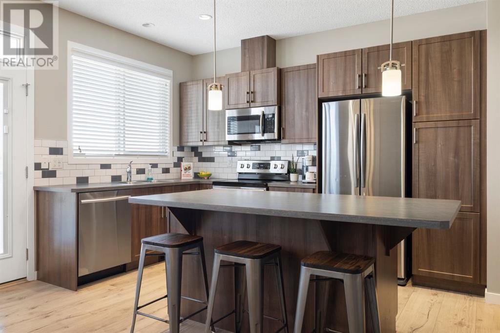 407 Sunrise View, Cochrane, Alberta  T4C 0Z8 - Photo 11 - A2208664