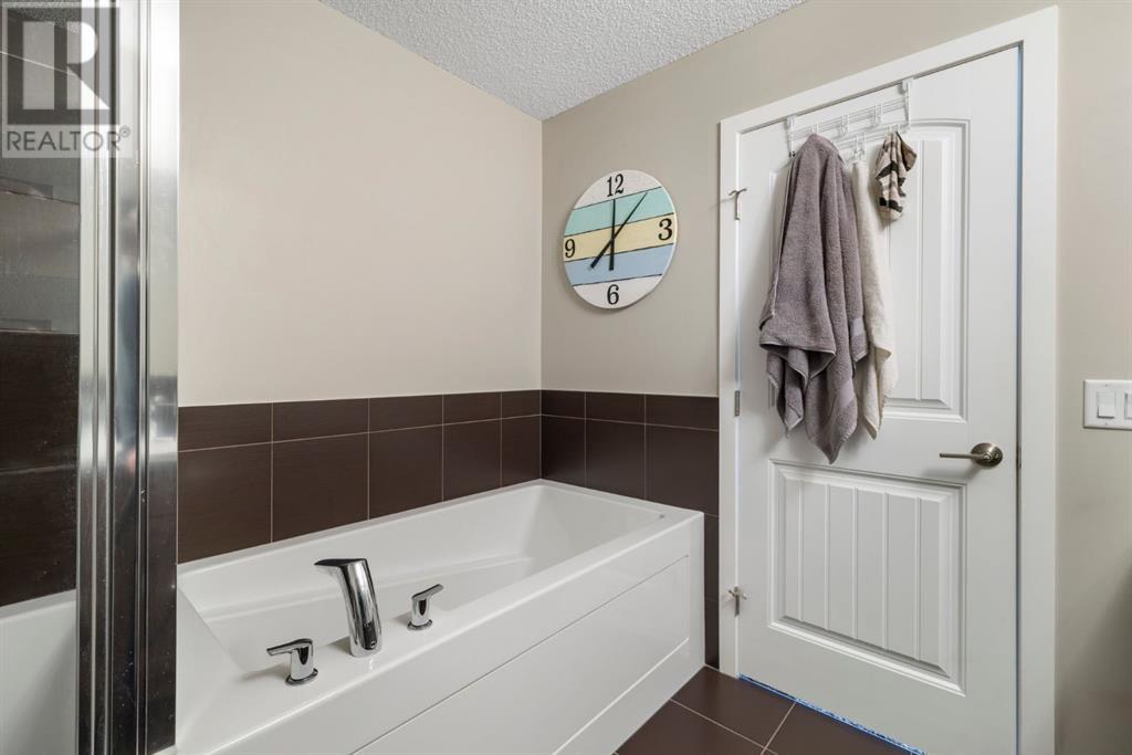407 Sunrise View, Cochrane, Alberta  T4C 0Z8 - Photo 26 - A2208664