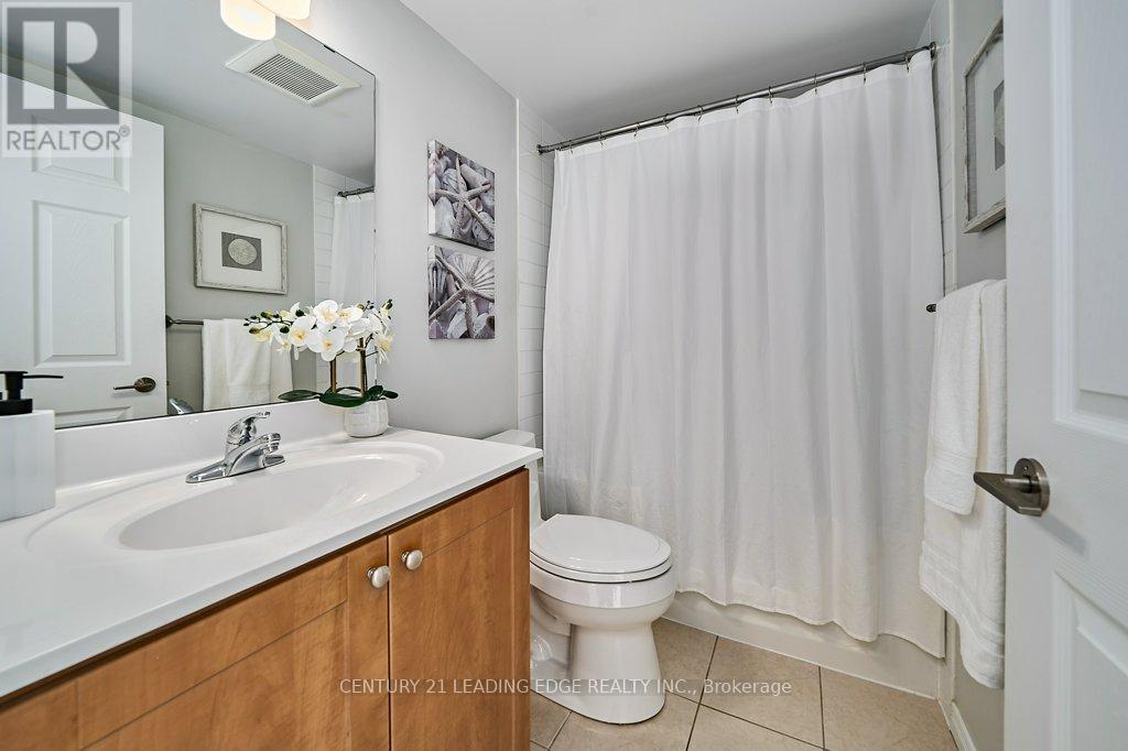 410 - 340 Watson Street W, Whitby (Port Whitby), Ontario  L1N 9G1 - Photo 10 - E12087639