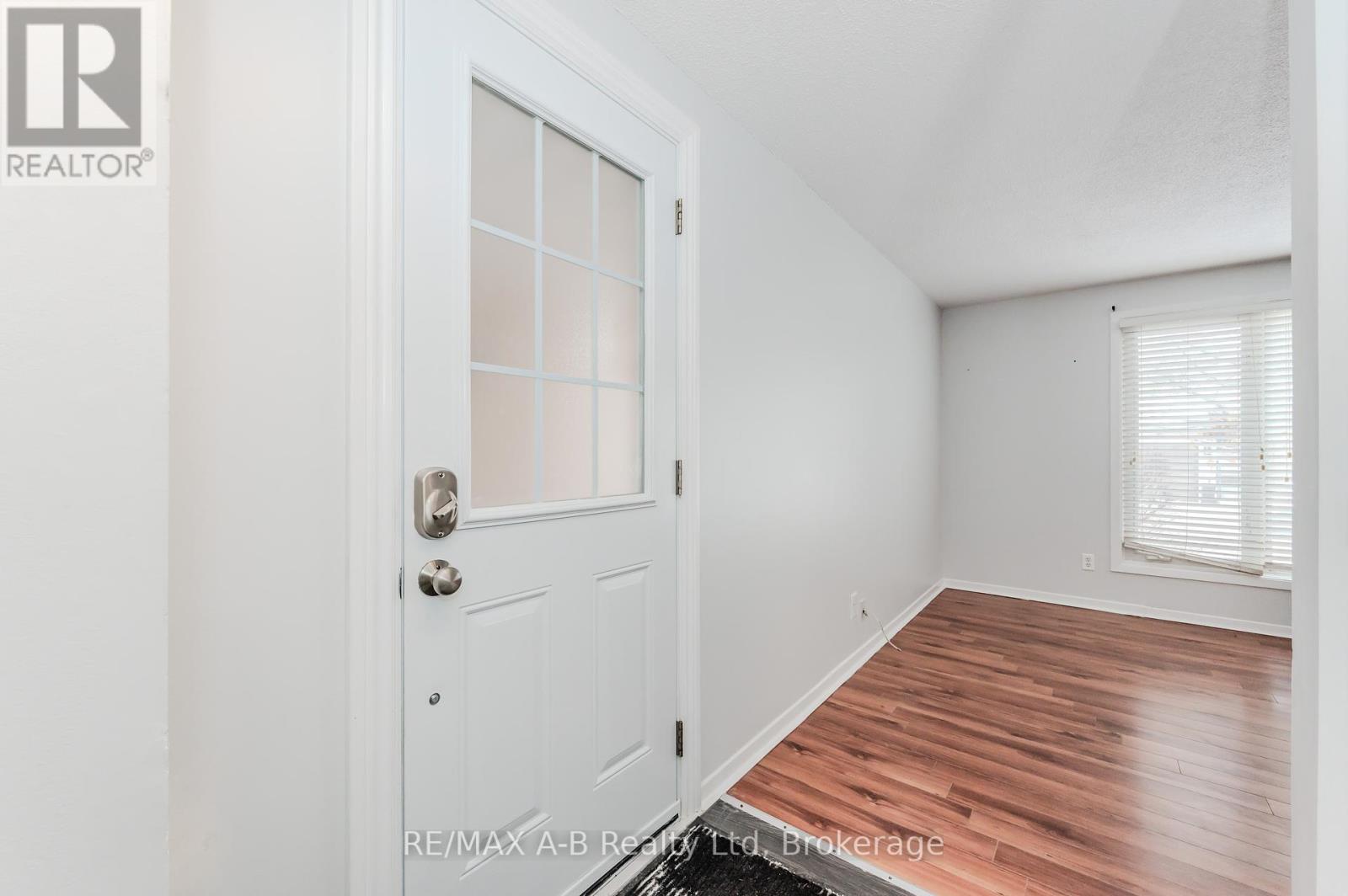 Property at 45 - 169 ELM RIDGE DRIVE image 3