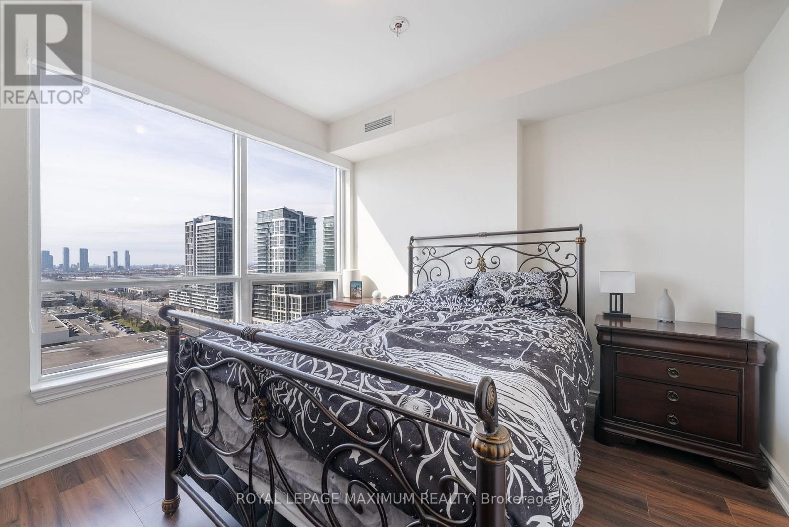 1804 - 9075 Jane Street, Vaughan (Concord), Ontario  L4K 0L7 - Photo 18 - N12087605