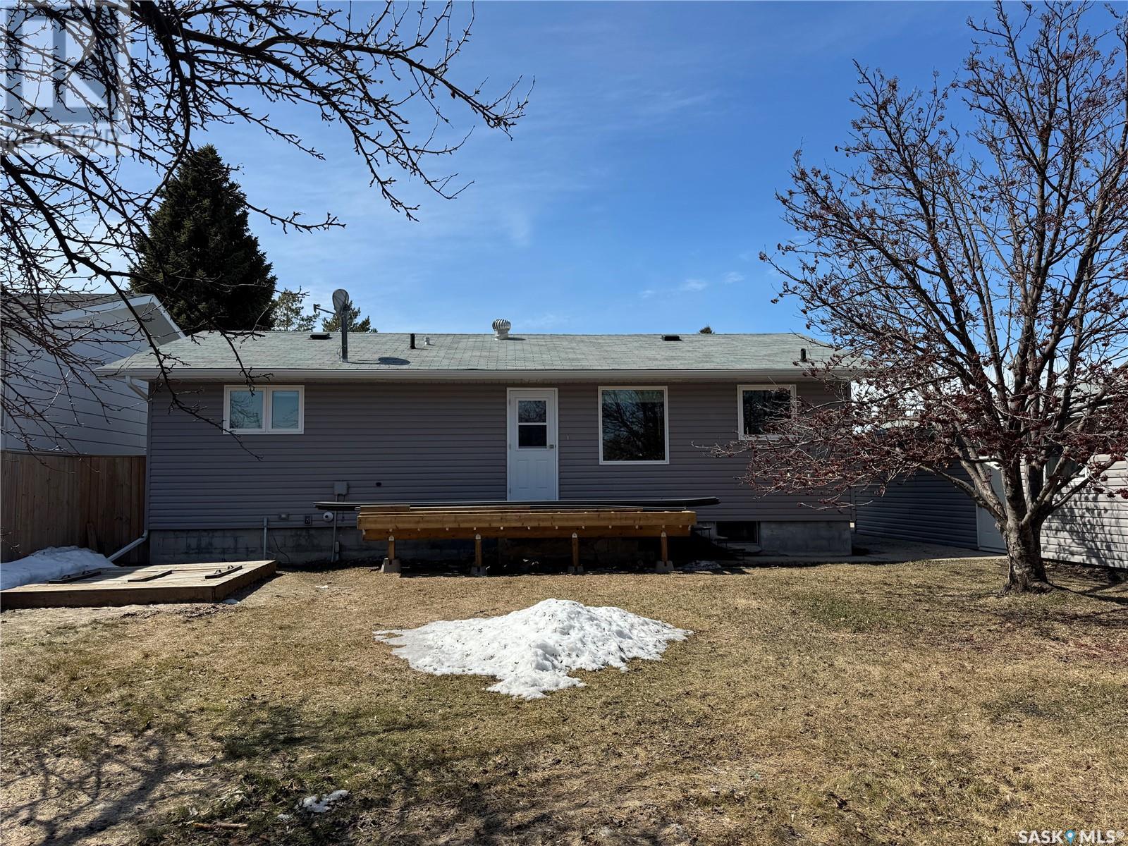 404 9th Street E, Wynyard, Saskatchewan  S0A 4T0 - Photo 31 - SK002959